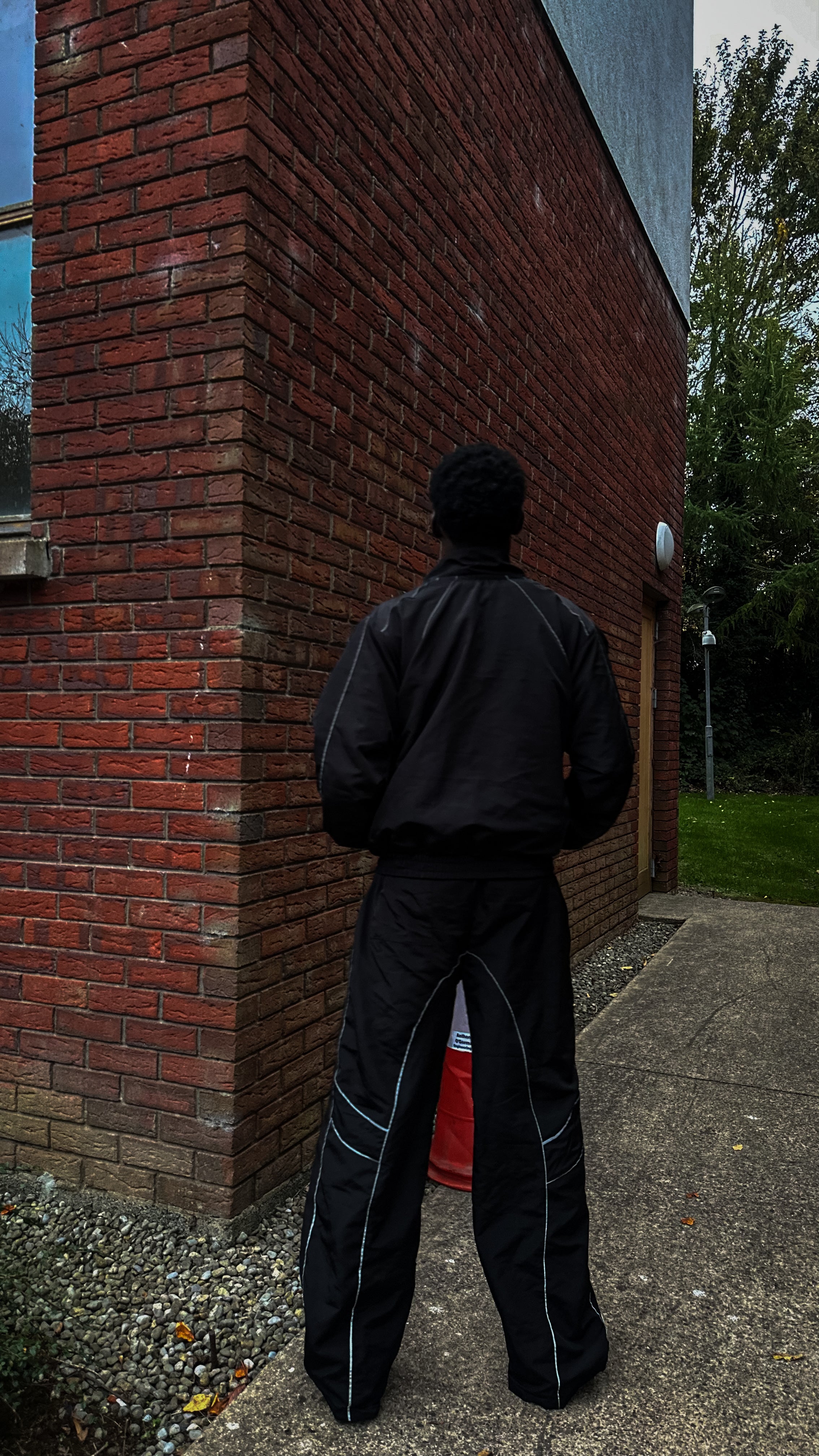 Glide Tech Windbreaker Tracksuit (Black Edition)