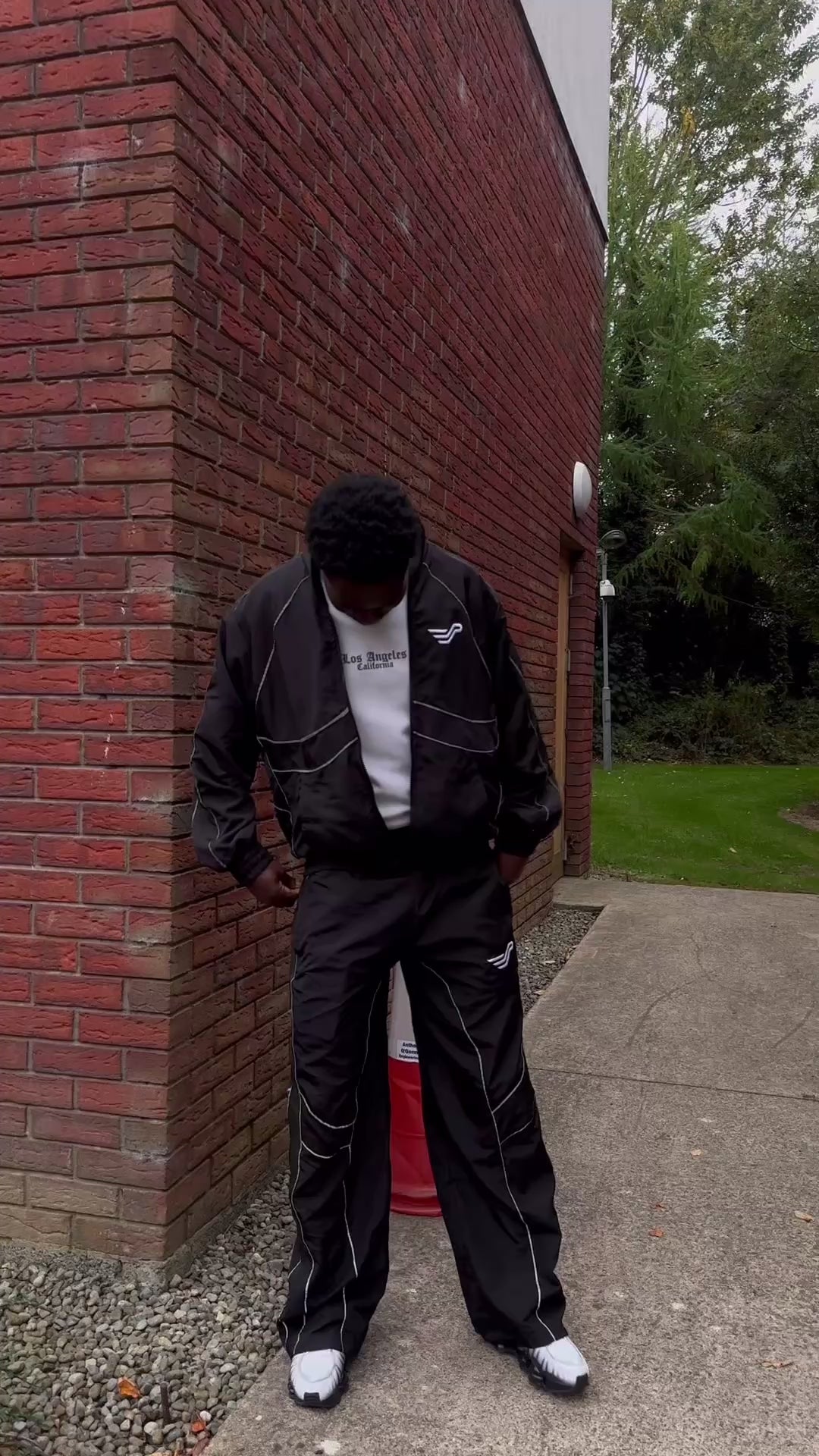 Glide Tech Windbreaker Tracksuit (Black Edition)